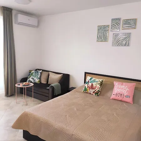 студио плумерия / Plumeria Apartment