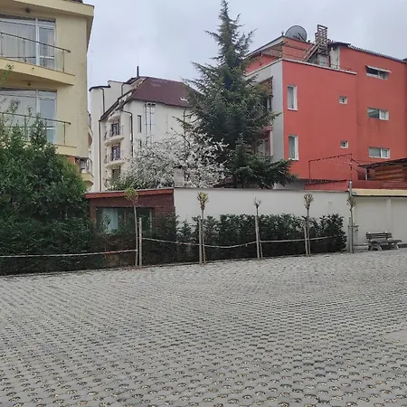 студио плумерия / Plumeria Apartment Obzor